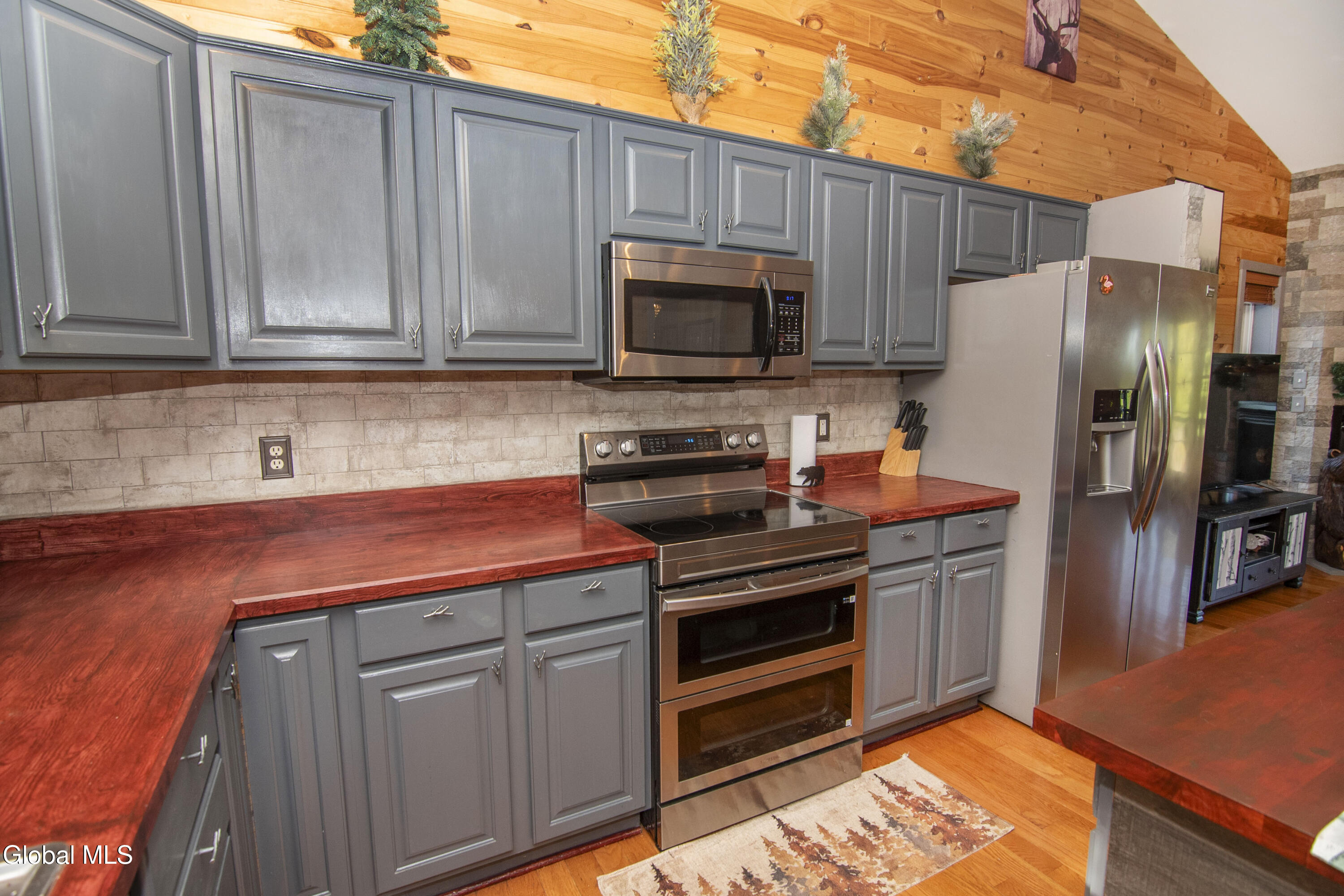 419 Verbeck Avenue Schaghticoke NY 12154