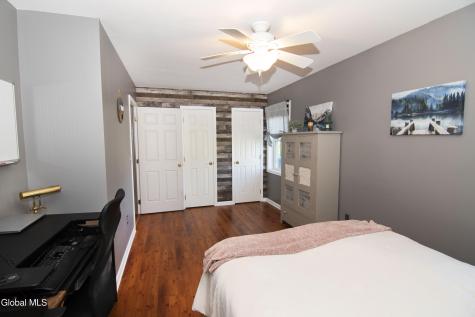419 Verbeck Avenue Schaghticoke NY 12154