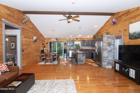 419 Verbeck Avenue Schaghticoke NY 12154