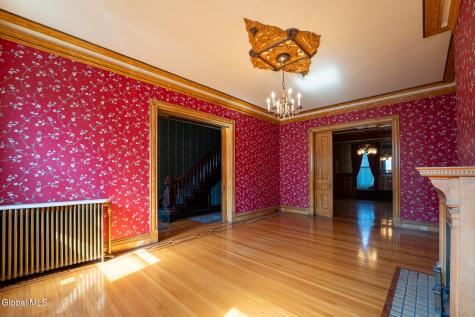 277 Lark Street Albany NY 12210