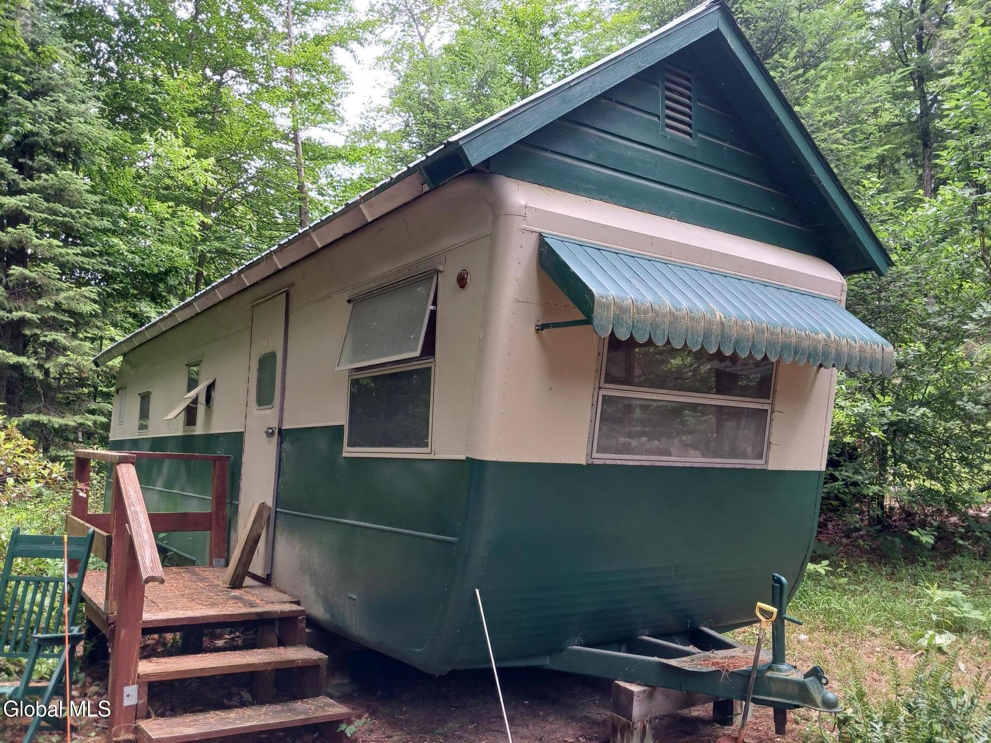 170 E Shore Drive Adirondack NY 12808