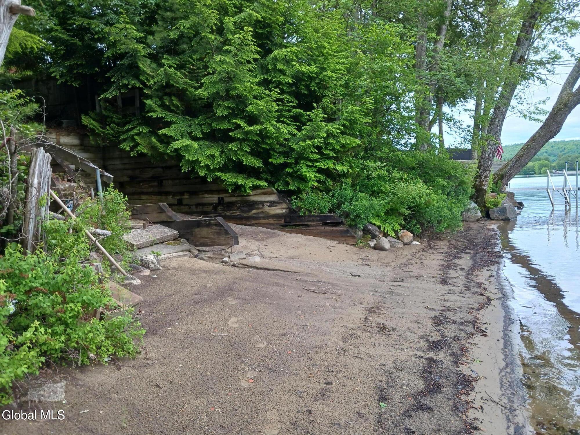 170 E Shore Drive Adirondack NY 12808