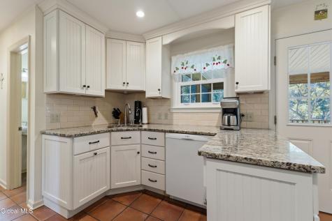 1009 Cheyenne Road Glenville NY 12302