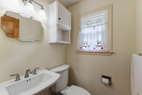1009 Cheyenne Road Glenville NY 12302