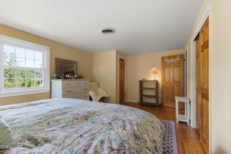 1009 Cheyenne Road Glenville NY 12302