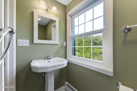 1009 Cheyenne Road Glenville NY 12302