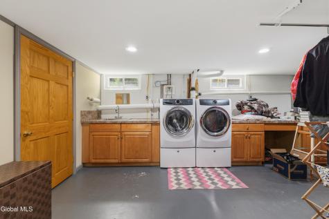 1009 Cheyenne Road Glenville NY 12302