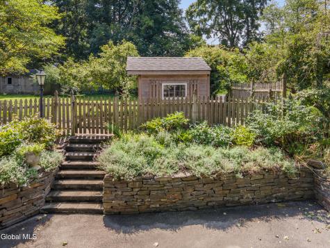1009 Cheyenne Road Glenville NY 12302