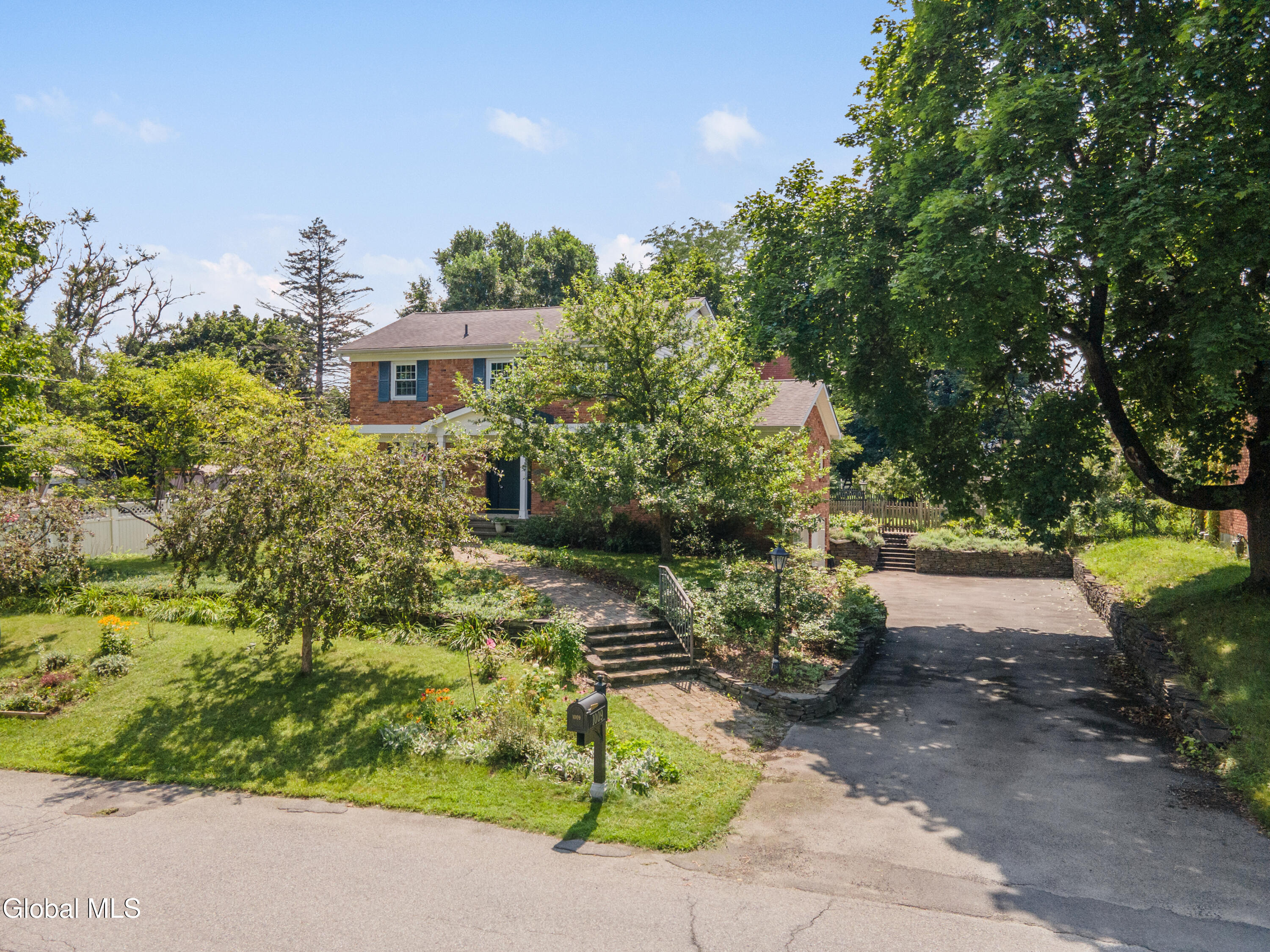 1009 Cheyenne Road Glenville NY 12302