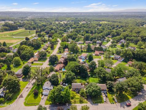 1009 Cheyenne Road Glenville NY 12302