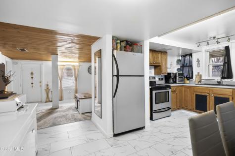 79 Starr Avenue Schenectady NY 12304