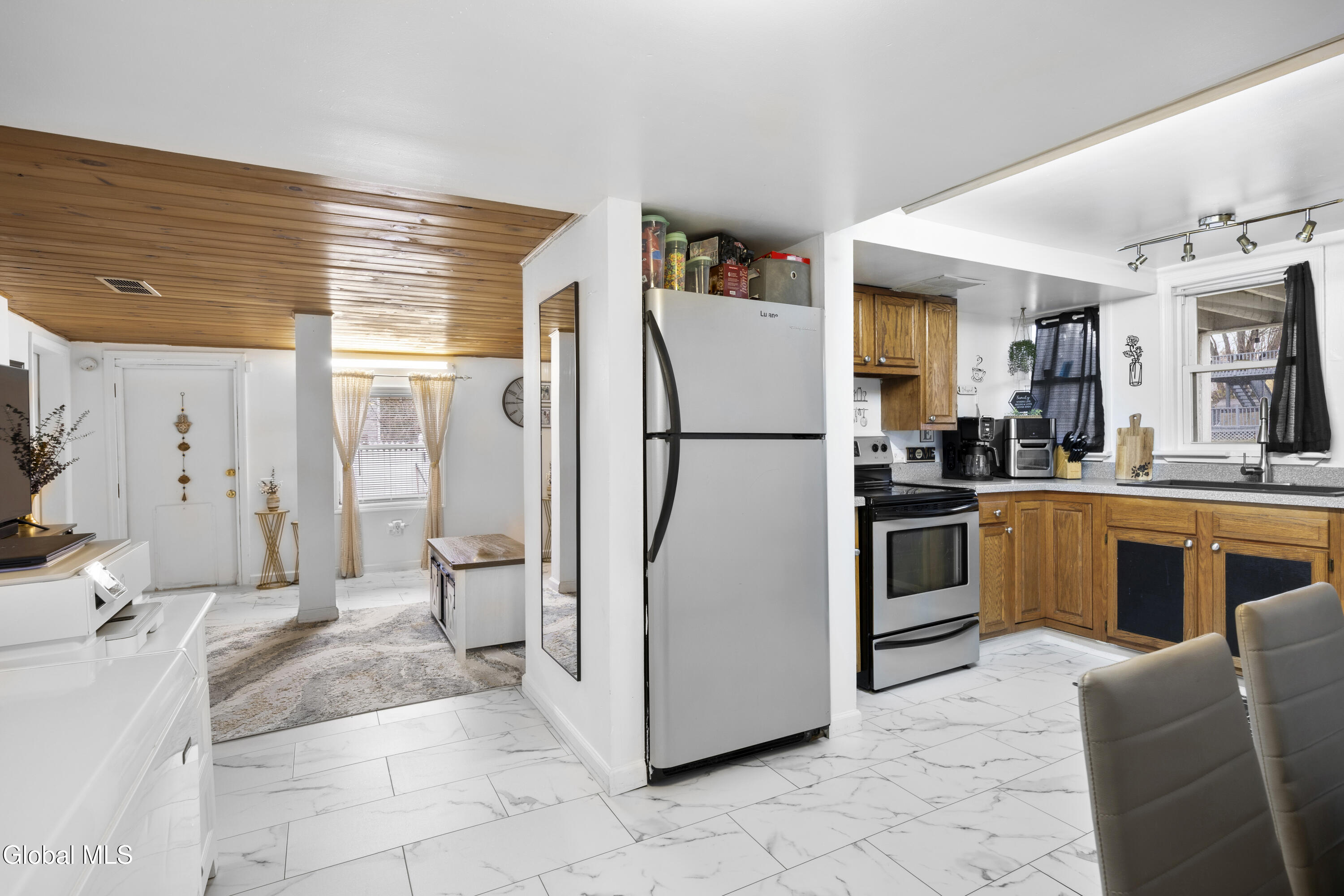 79 Starr Avenue Schenectady NY 12304