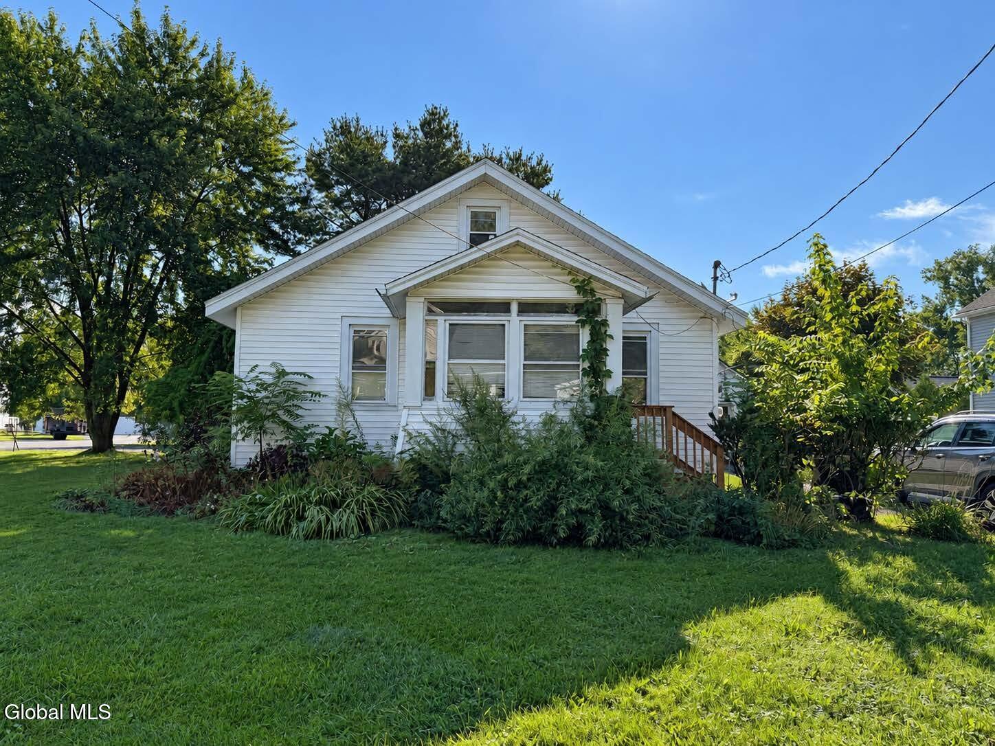 31 Western Avenue Watervliet NY 12189
