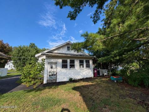 31 Western Avenue Watervliet NY 12189