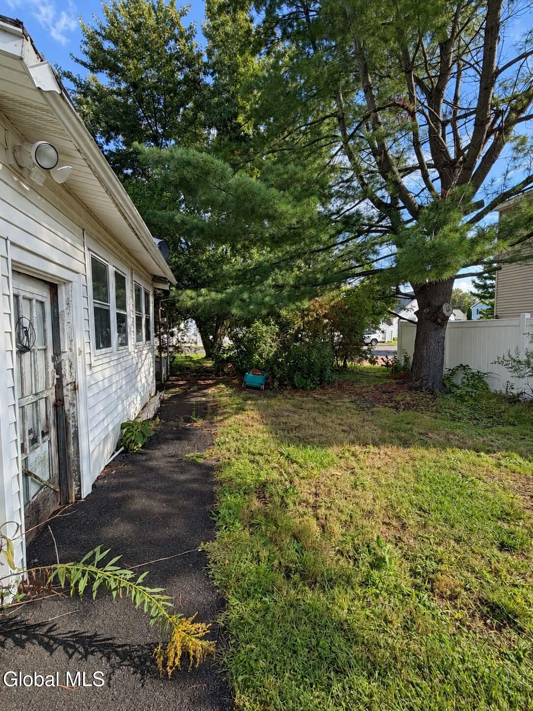 31 Western Avenue Watervliet NY 12189