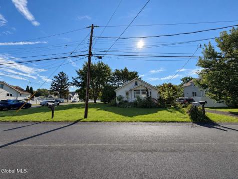 31 Western Avenue Watervliet NY 12189