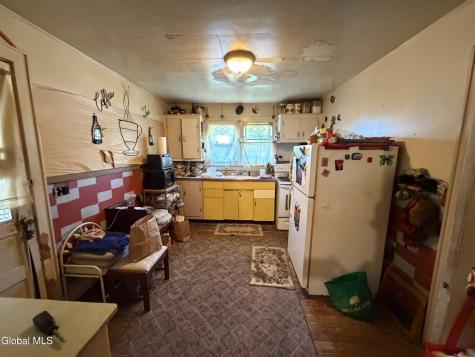 31 Western Avenue Watervliet NY 12189