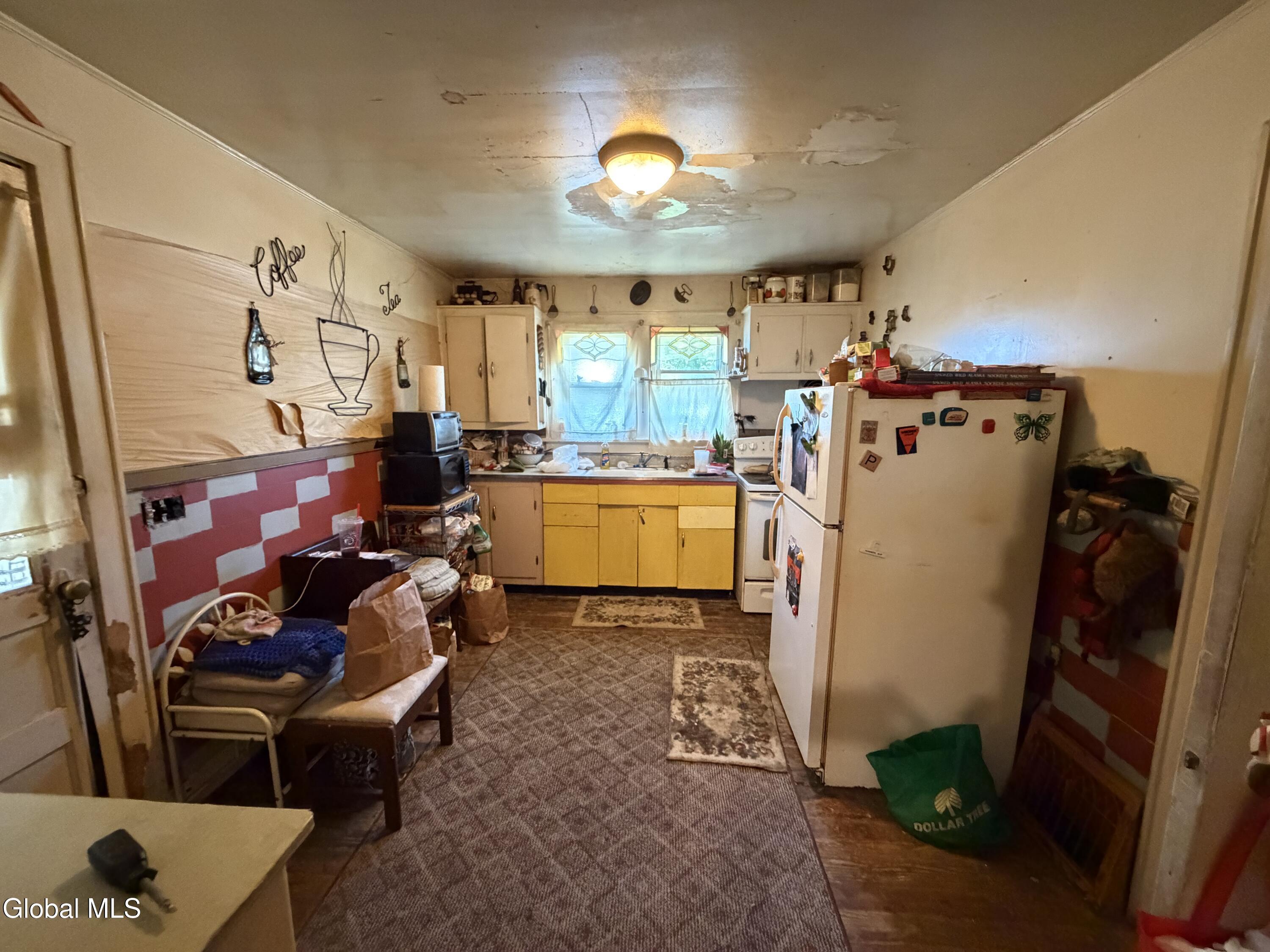 31 Western Avenue Watervliet NY 12189