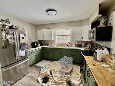 187 Spring Road Glenville NY 12302