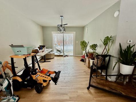 187 Spring Road Glenville NY 12302