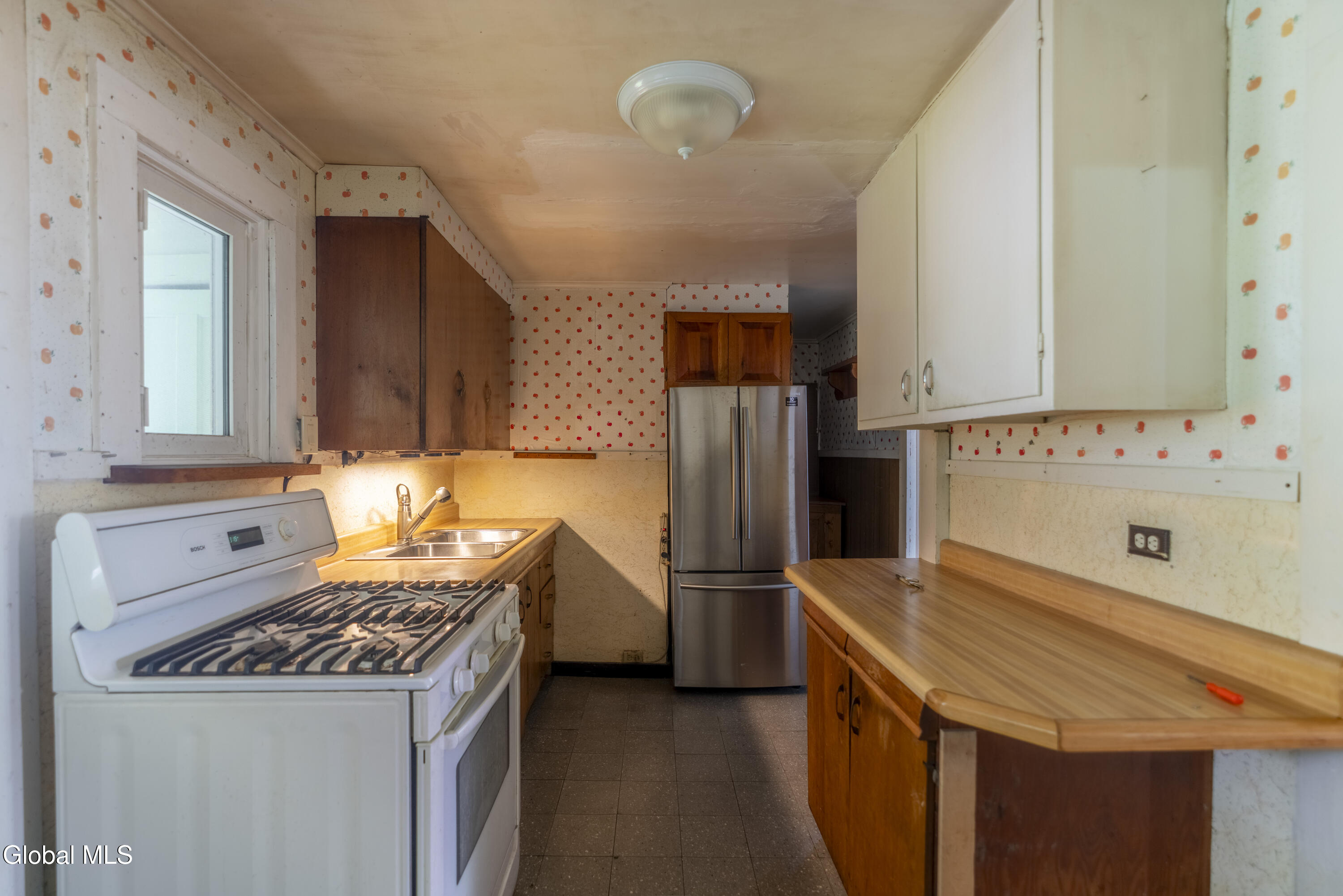 27 Woodard Street Glens Falls NY 12801
