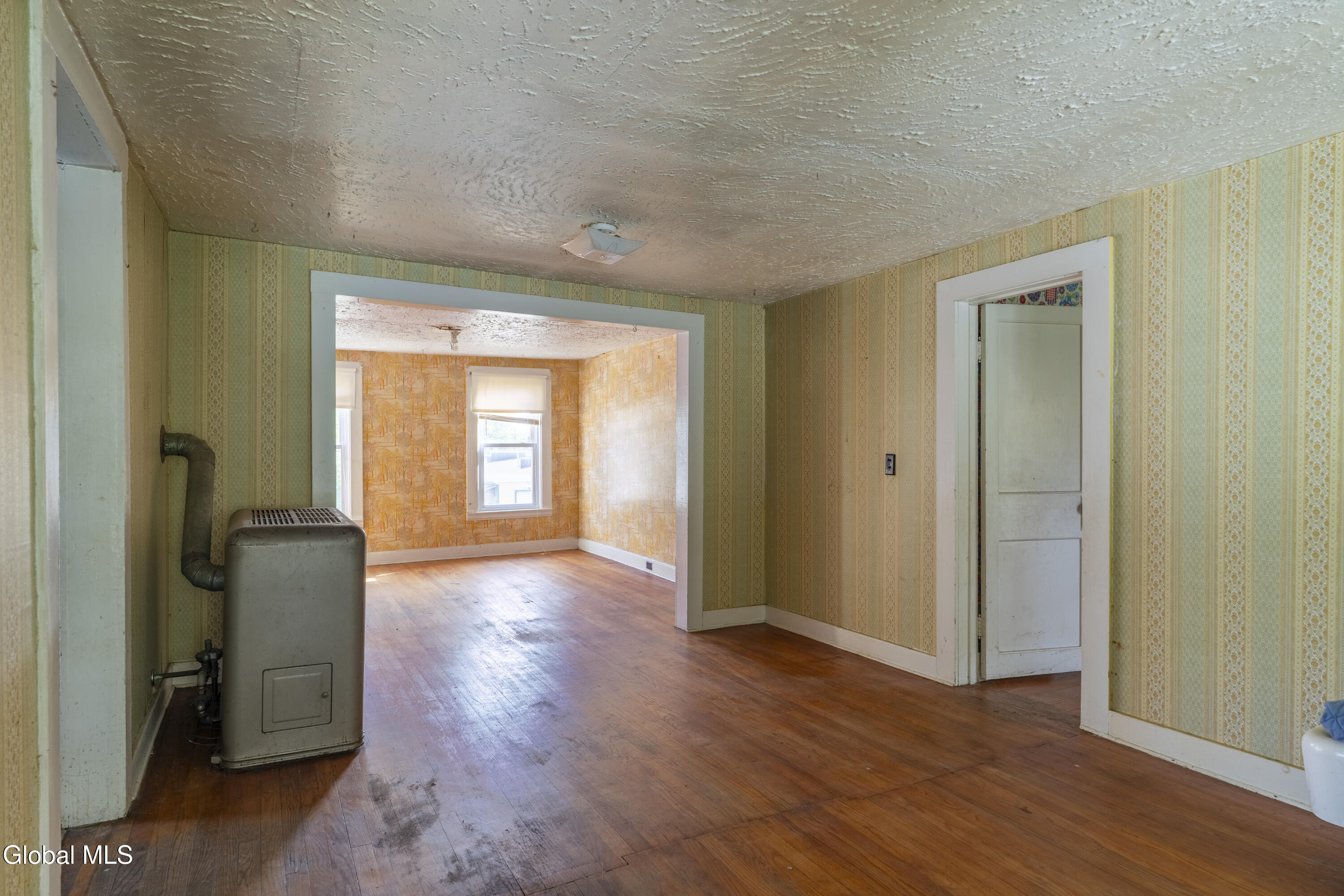 27 Woodard Street Glens Falls NY 12801