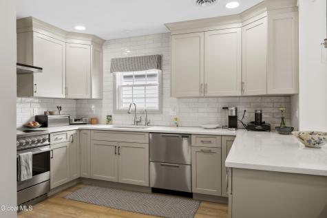 27 Almond Street Gloversville NY 12078