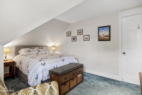 27 Almond Street Gloversville NY 12078