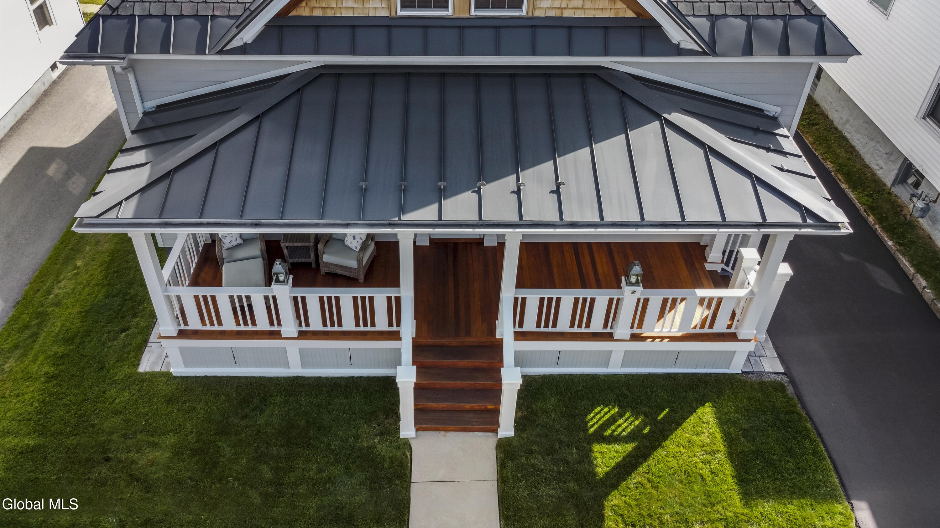 27 Almond Street Gloversville NY 12078