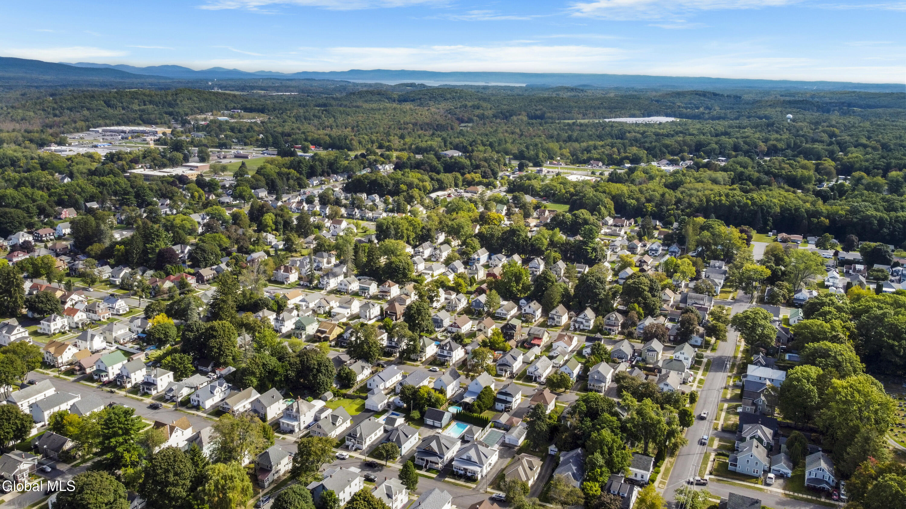 27 Almond Street Gloversville NY 12078