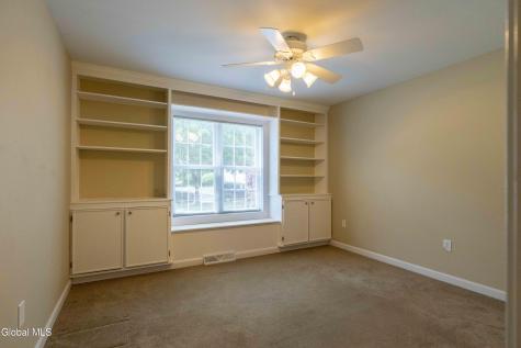 18 Waterview Drive Saratoga Springs NY 12866