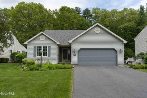 18 Waterview Drive Saratoga Springs NY 12866