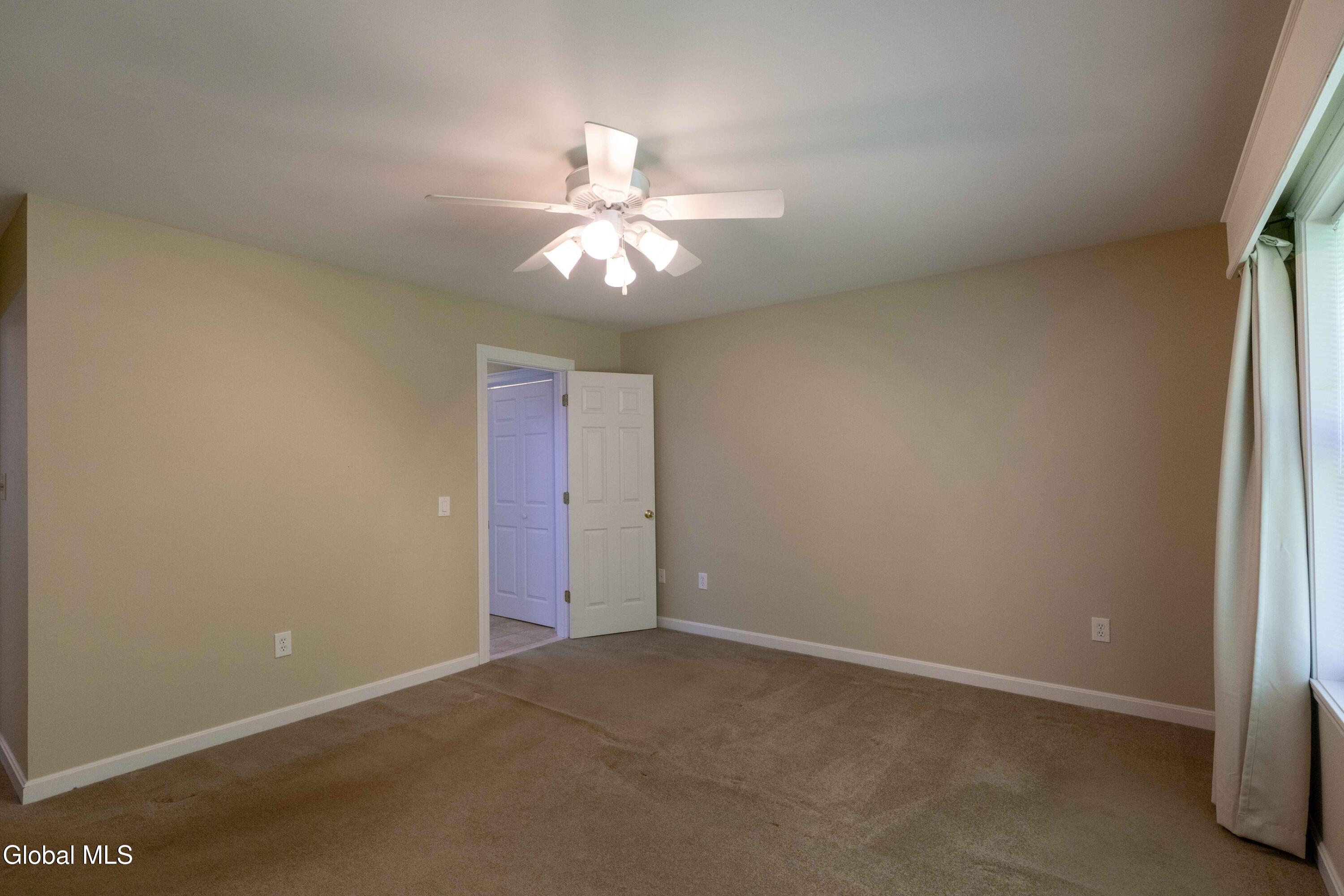 18 Waterview Drive Saratoga Springs NY 12866