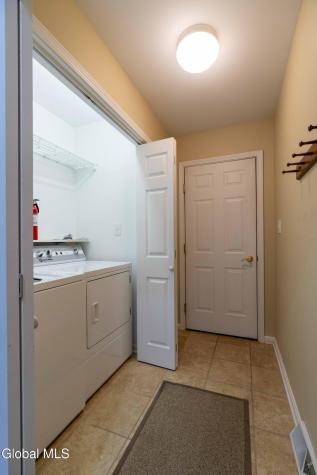 18 Waterview Drive Saratoga Springs NY 12866