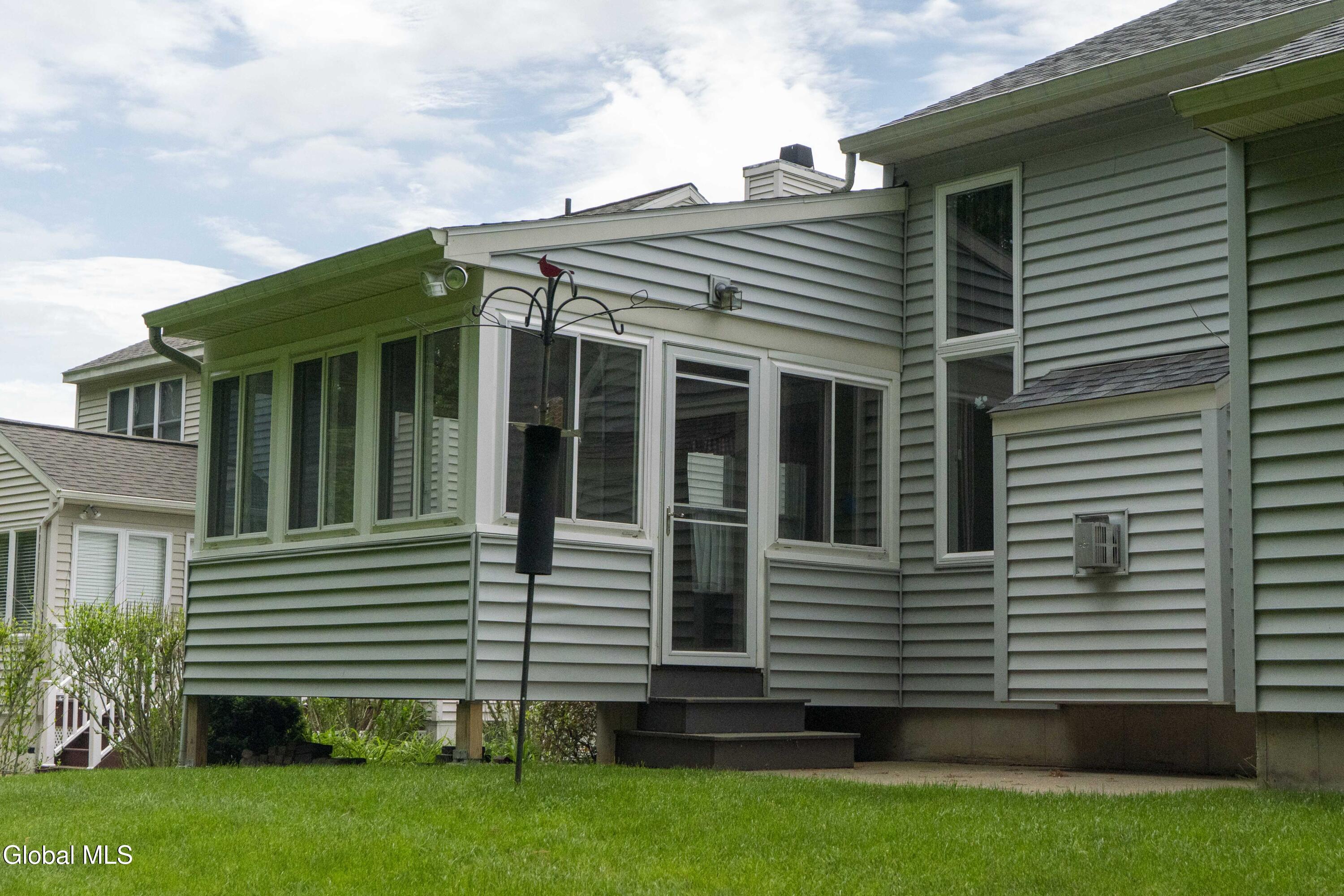 18 Waterview Drive Saratoga Springs NY 12866