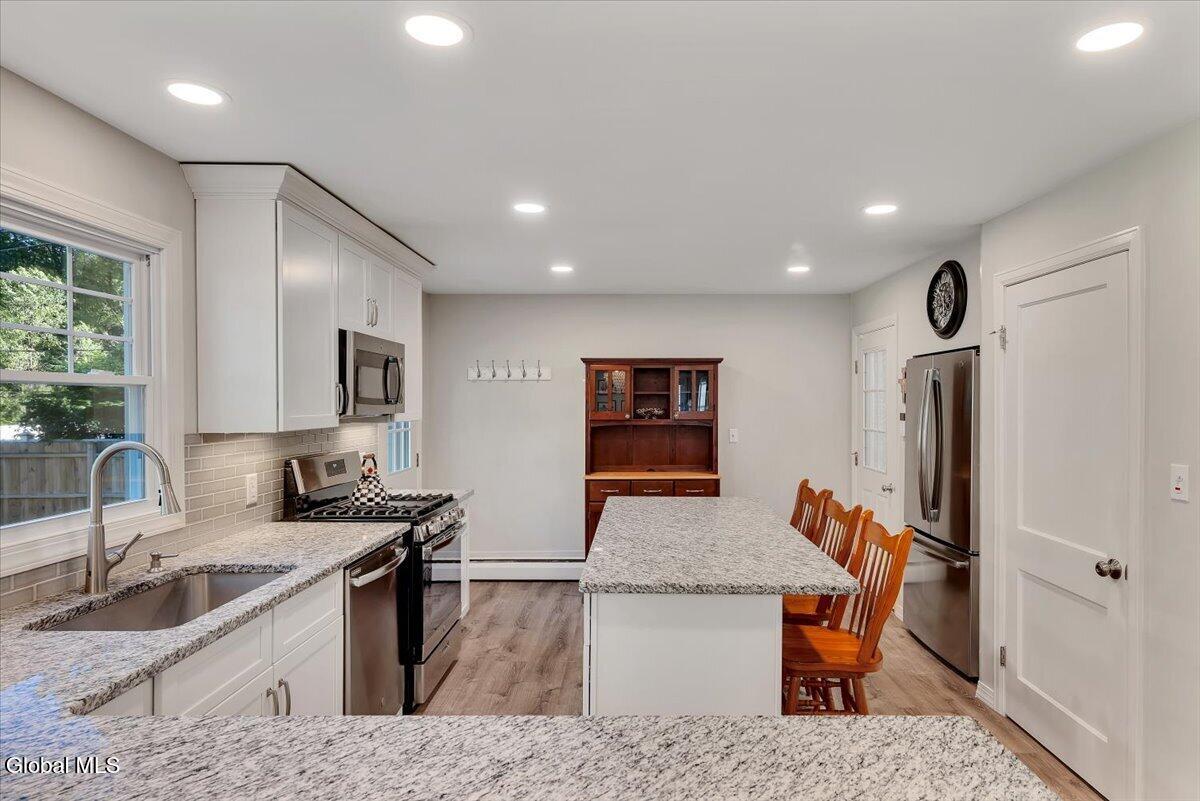 3025 Evelyn Drive Guilderland NY 12303