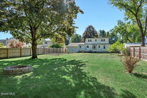 3025 Evelyn Drive Guilderland NY 12303