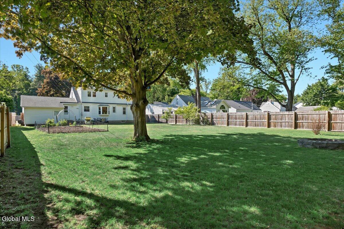 3025 Evelyn Drive Guilderland NY 12303