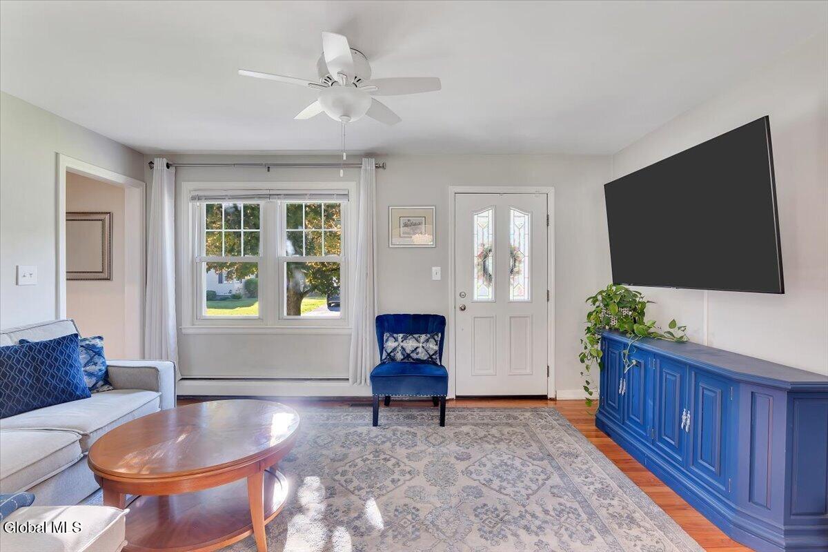 3025 Evelyn Drive Guilderland NY 12303