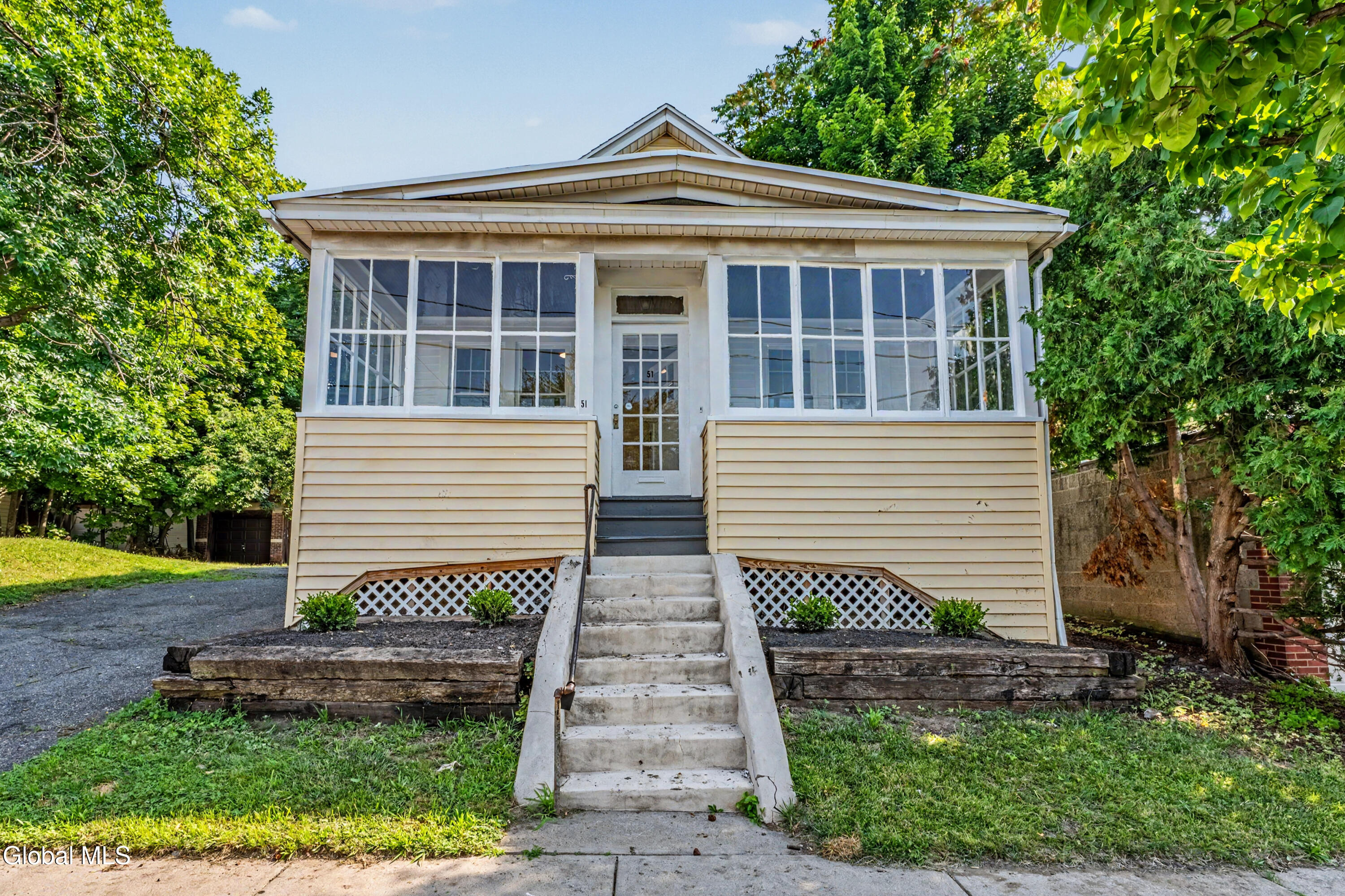 51 Benson Street Albany NY 12206