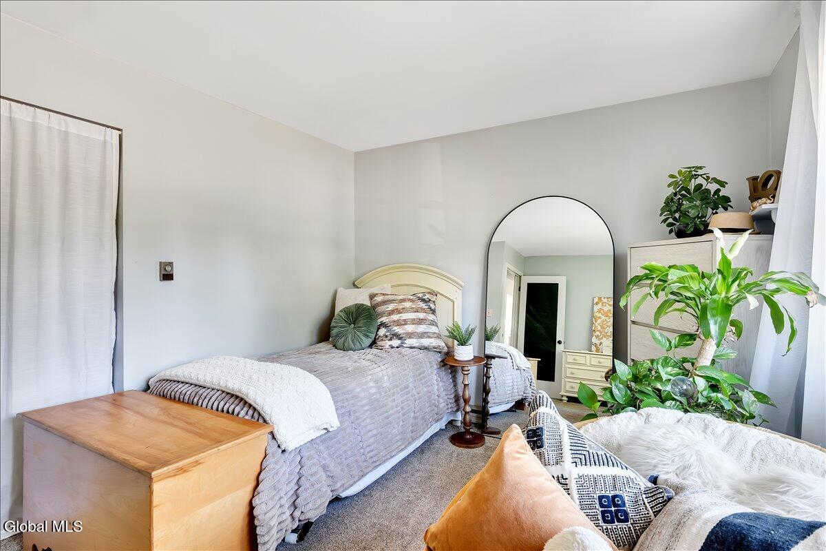 48 Berwyn Street Schenectady NY 12304