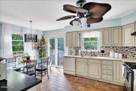 48 Berwyn Street Schenectady NY 12304