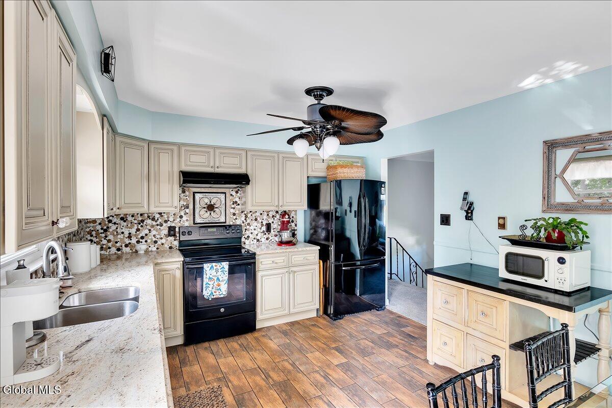 48 Berwyn Street Schenectady NY 12304