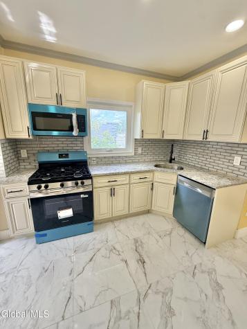 822 Sargent Place Schenectady NY 12303