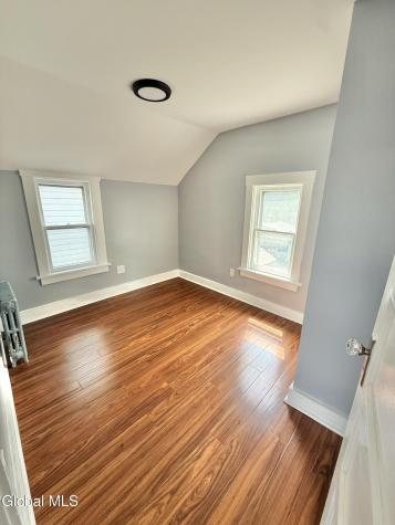 822 Sargent Place Schenectady NY 12303