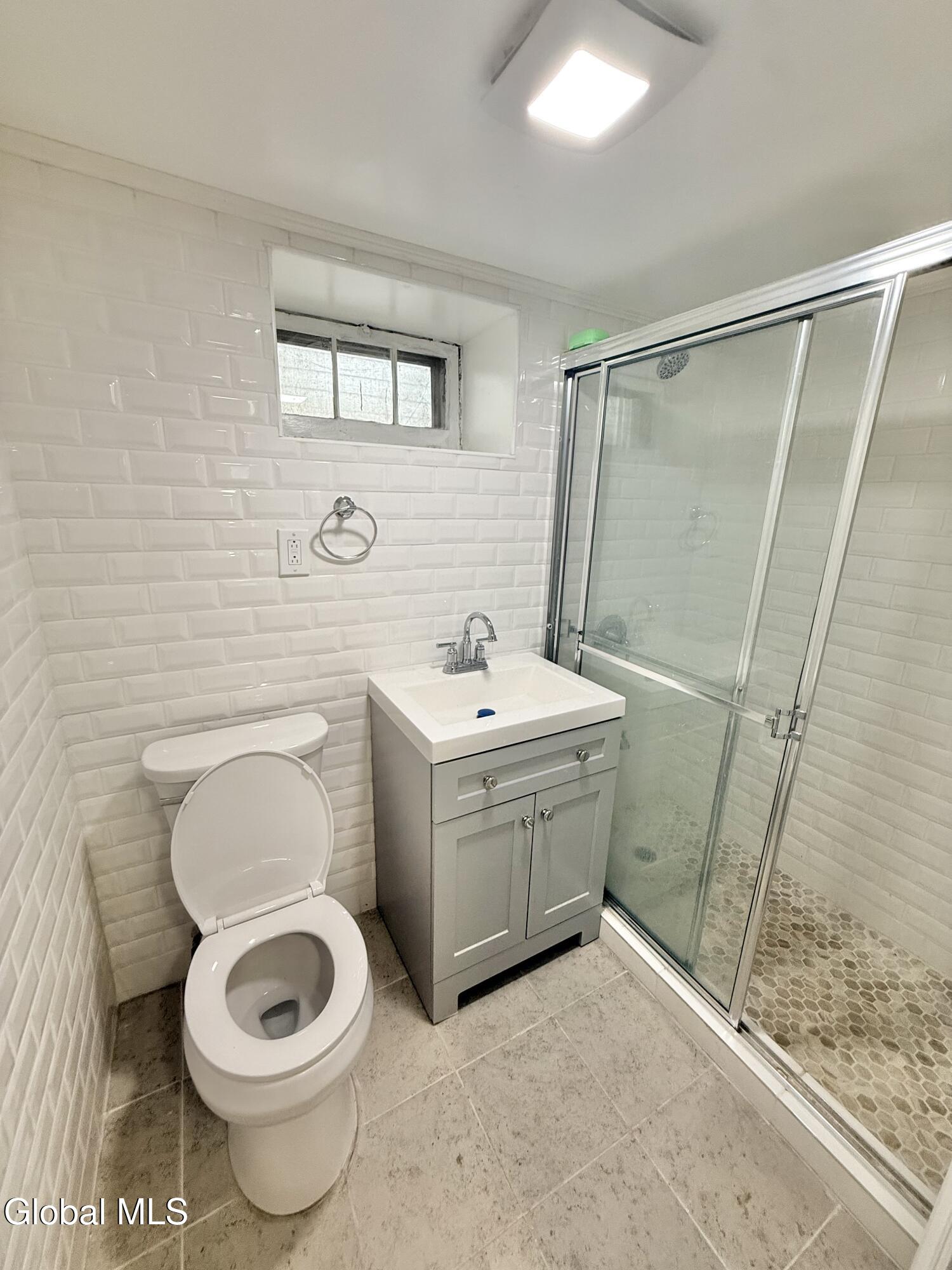 822 Sargent Place Schenectady NY 12303