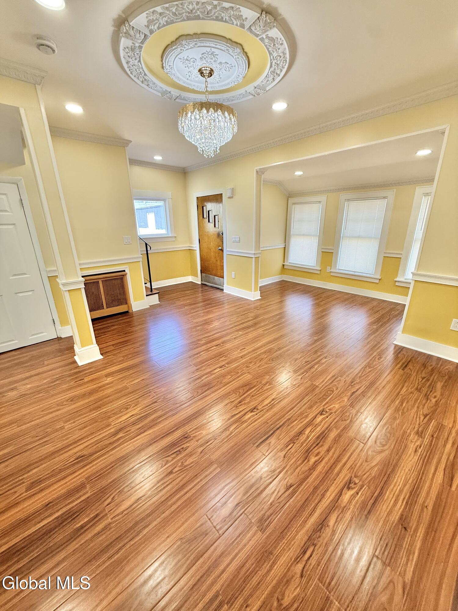 822 Sargent Place Schenectady NY 12303