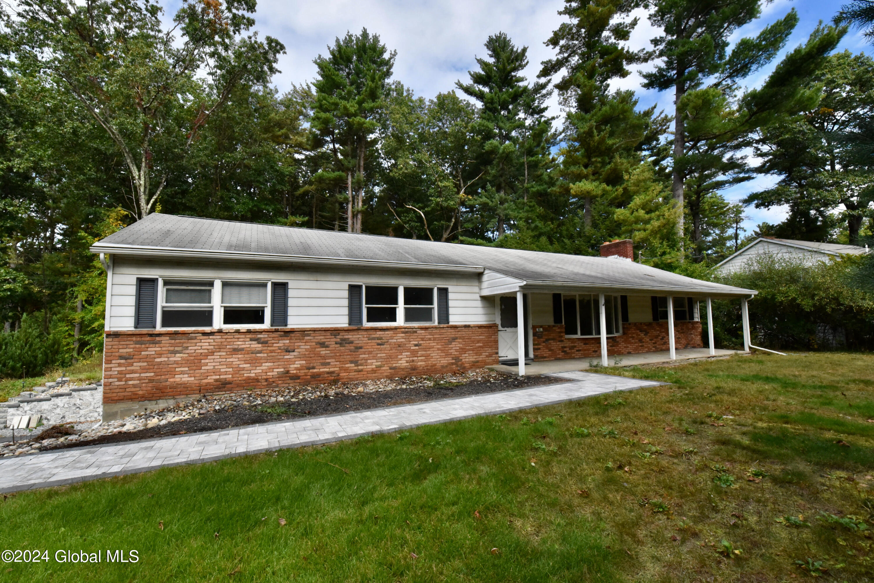 41 Blue Spruce Lane Ballston Lake NY 12019