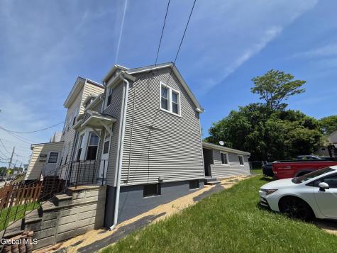 512 East Street Rensselaer NY 12144