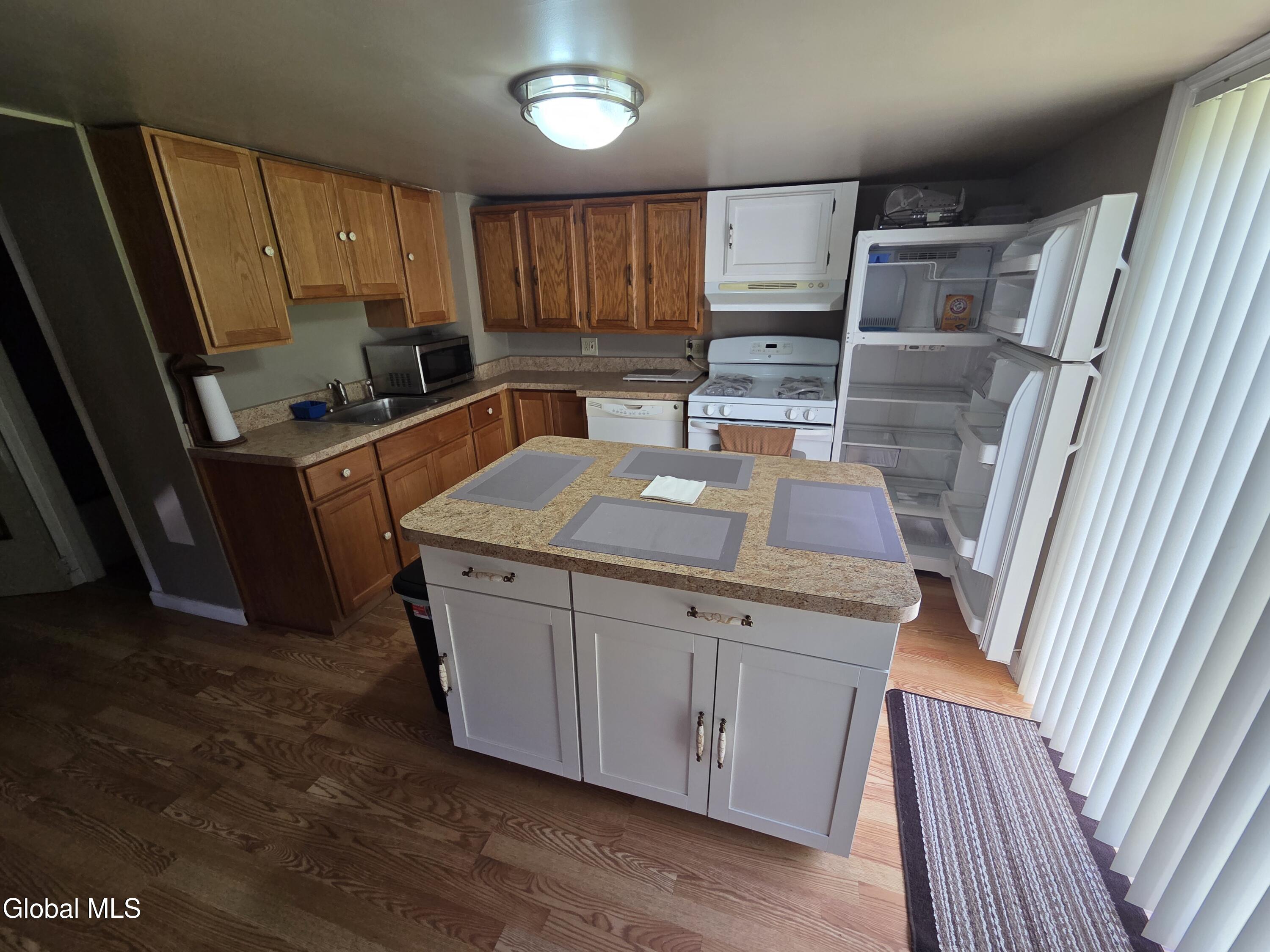 512 East Street Rensselaer NY 12144